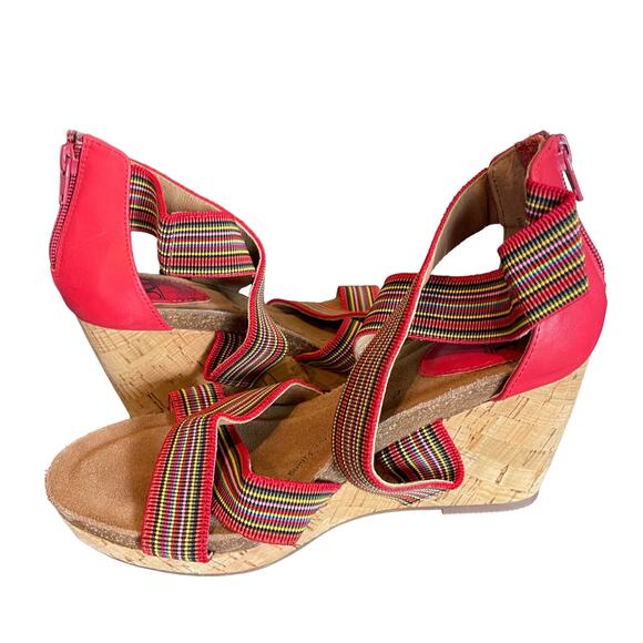 Sofft Women’s Cary Leather Strappy Striped Wedge Sandal-Red, Size 7.5 M - Picture 2 of 10